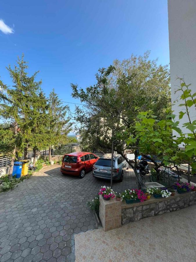 Appartement Gita à Omišalj Extérieur photo